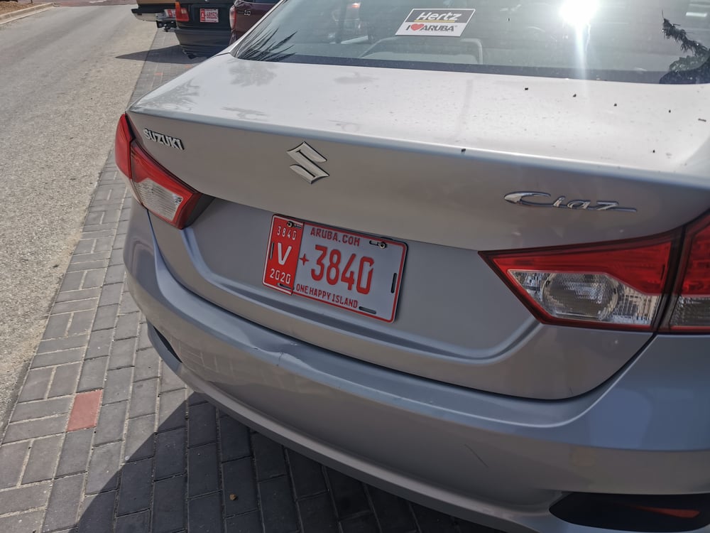 Nummerbord voor visitors op Aruba