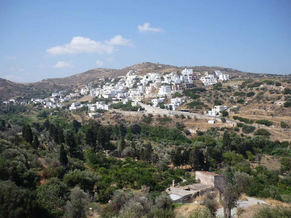 Uitzicht over de bergen en Naxos stad