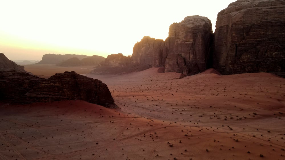 Zonsopkomst in Wadi Rum Jordanië