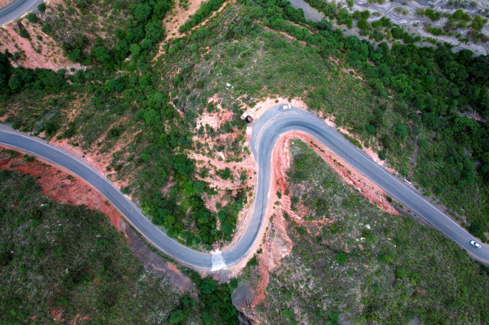 Luchtfoto van een weg in Salta, Argentinië